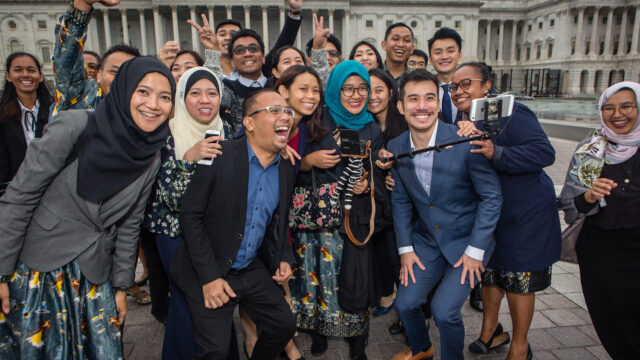 FULLY FUNDED : Check out the 2025 YSEALI Professional Fellows Program in USA